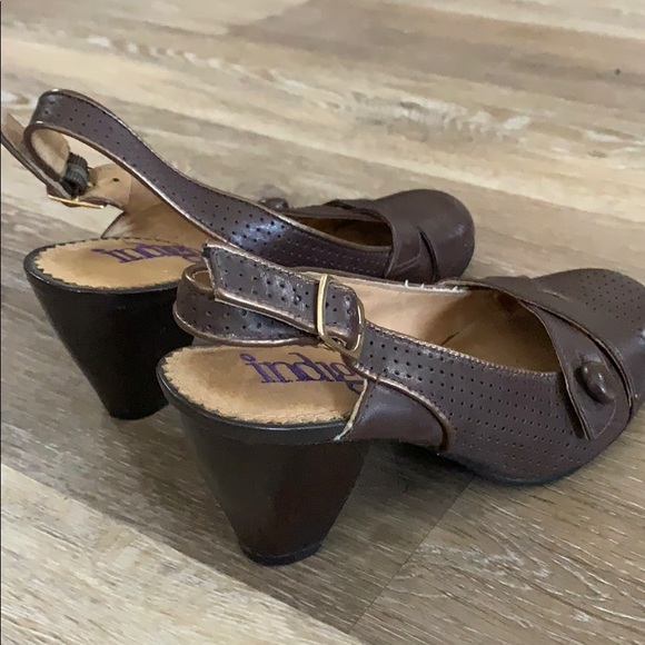 Indigo by Clarks-Casual Pumps EUC - Picture 3 of 5